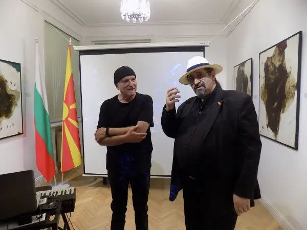 „Зад грбот на Бог“ се покажа како внатрешен свет во кој музиката станува духовно искуство, a концертот, како сведоштво за еден музички гениј