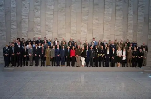 Ангелов на состанок во НАТО: Фокус на отпорноста и цивилната подготвеност