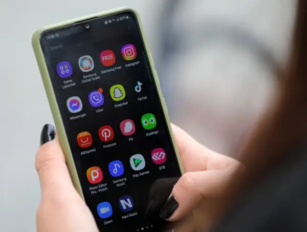 Јавна расправа за „Влијанието на употребата на социјалните мрежи врз младите и нивното ментално здравје“