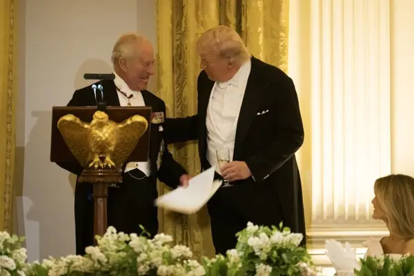 Чарлс до Трамп: Кажа дека ќе зборувавме германски без тебе, вие ќе зборувавте француски без нас!