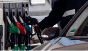 Не размислуваме за намалување на ДДВ на дизелот, а преговараме со „Окта“ да продолжи попустот, вели Мицкоски