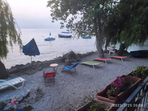 Хуман гест на охриѓанка, бесплатно сместување за деца со посебни потреби