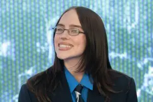 ВИДЕО | Били Ајлиш се појави во машки костум на премиера во Лондон и откри шокантни вести за Холивуд