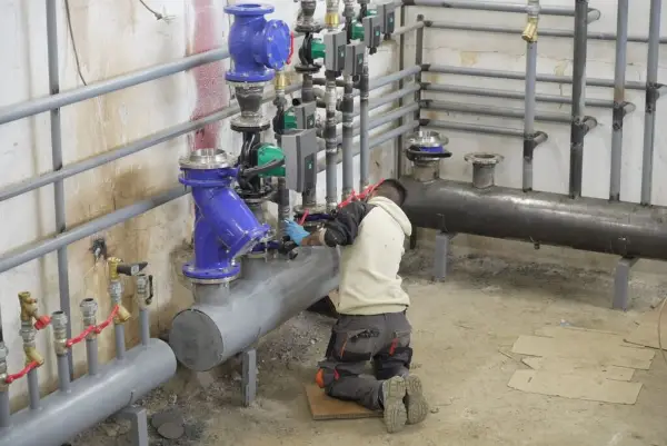 Почна поставувањето на нов систем за греење и ладење во Спортската сала во Куманово