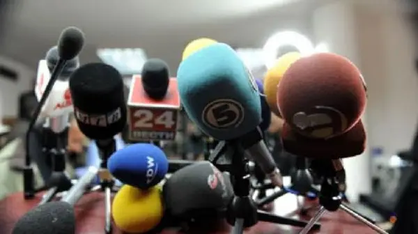 МАКЕДОНИЈА ПАДНА ЗА 3 МЕСТА ВО ИНДЕКСОТ ЗА СЛОБОДА НА МЕДИУМИТЕ НА РЕПОРТЕРИ БЕЗ ГРАНИЦИ, СЕГА Е ВО ГРУПАТА СО „ПРОБЛЕМАТИЧНА“ СОСТОЈБА, А ЗА ПРВПАТ ПОЛА СВЕТ Е ВО „ТЕШКА“ ИЛИ „МНОГУ СЕРИОЗНА“ СОСТОЈБА