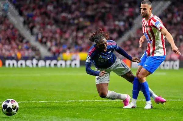 УЕФА: Немаше пенал за Арсенал