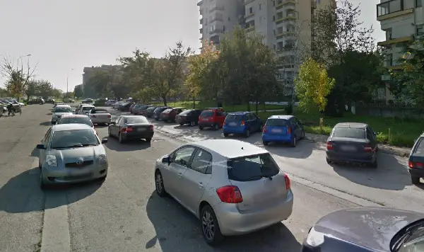 Денеска бесплатен паркинг на повеќе места низ Скопје