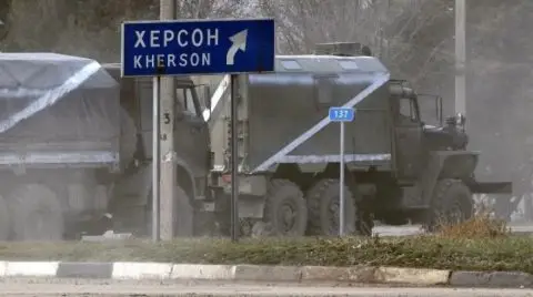 Двајца убиени, неколку повредени во руското гранатирање на Херсон