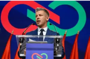 Петер Маѓар го назначи зетот за министер