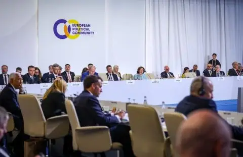 Сиљановска-Давкова на панел со Макрон и Мелони: Европската интеграција на Западен Балкан е предуслов за ефикасна борба против трговијата со дрога