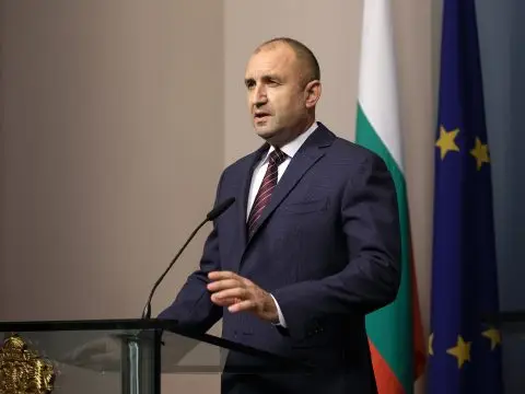 Со 124 гласа „за“, Радев го обезбеди премиерското место во Бугарија
