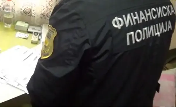 Пет лица во Агенцијата за управување со одземен имот местеле јавна набавка за продажба на хаварисани возила