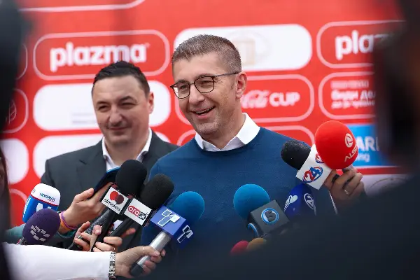 Мицкоски: Владата вложува во спортот, тоа е иднината на Македонија