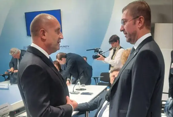 Mицкоски го покани Радев да ја посети Македонија