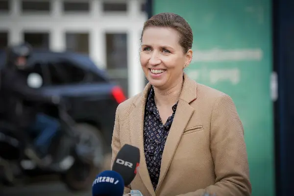 Пропадна обидот на Мете Фредериксен за формирање нова владина коалиција во Данска