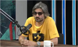 Со Ана на ТИ | Дениз Абдула: Студентите во Белград ми ја вратија вербата дека доаѓаат млади луѓе што ќе речат „доста е“