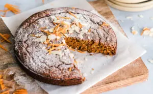 Рецепт за колач со бадеми — вкусен десерт во кој ќе уживате