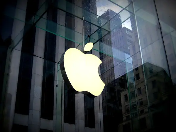 Apple и Intel постигнаа прелиминарен договор за производство на чипови за уредите на производителот на iPhone