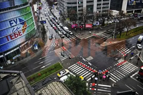 УХМР со најава за пороен дожд, грмежи и локално невреме