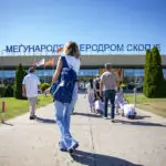 Над 1,2 милиони патници на Скопскиот и на Охридскиот аеродром во првите четири месеци, рекореден раст од 32,4%