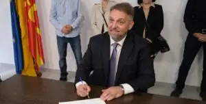 Заменик-градоначалникот веќе одржува состаноци во Општина Карпош, ГРОМ бара вонредна седница и оставка од Лукровски
