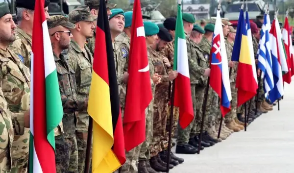 Шпанија бара создавање армија на ЕУ како замена за НАТО