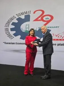Божиновска на Евроазискиот економски самит во Истанбул: Македонија дел од глобалната дебата за енергетска безбедност и новиот светски поредок