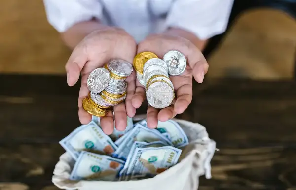 Река од пари ќе тече во следните 3 месеци за овие 4 хороскопски знаци