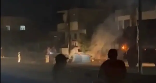 (ВИДЕО) Протести ја потресоа Куба: Граѓаните палат барикади поради недостиг од струја и гориво