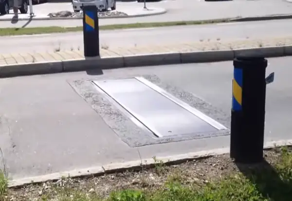 Овие лежечки полицајци ги казнуваат само оние што возат пребрзо