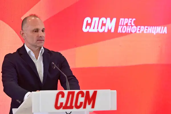СДСМ: Зошто Мицкоски и Филков не ги испраќаат документите за екстрадиција на Груевски?