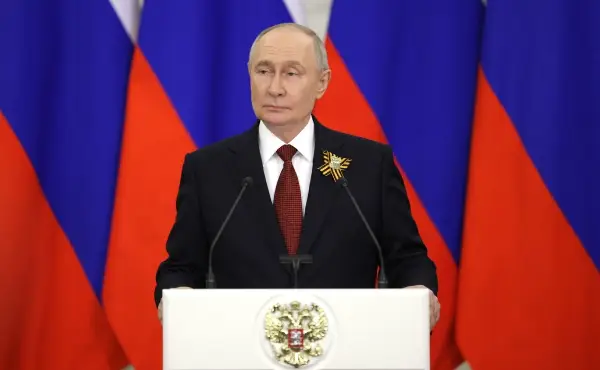 Путин: Русија ќе продолжи да ги модернизира своите нуклеарни сили