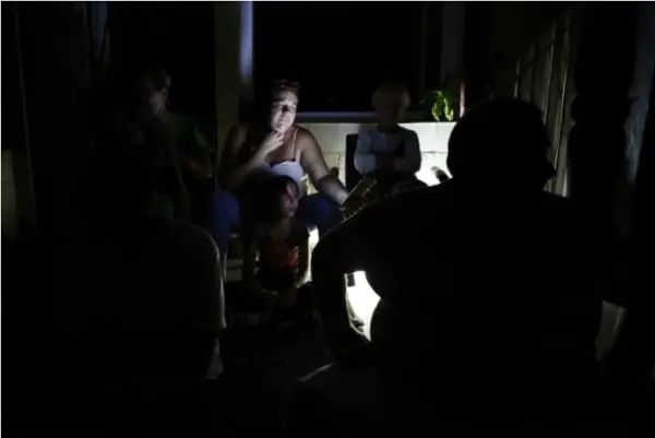 Во Куба нема дизел и струја, граѓаните излегоа на протести