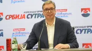 Вучиќ: Добив покана за гламурозна прослава на отцепувањето од мојата Србија!