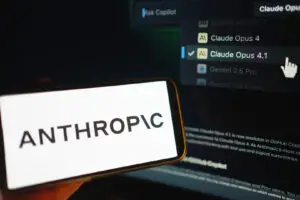 Anthropic: Нашата вештачка интелигенција стана „зла“ поради научната фантастика