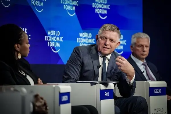 Фицо: На европските политичари ќе им пренесам важни информации од Путин
