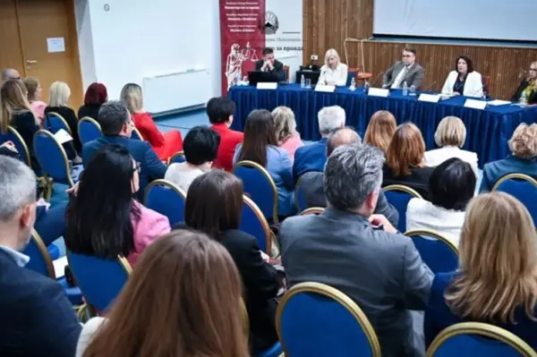СУДОВИТЕ ВО МАЛИТЕ ГРАДОВИ ЌЕ СТАНАТ СУДСКИ ОДДЕЛЕНИЈА Оптимизацијата на судската мрежа е клучна за поефикасно судство
