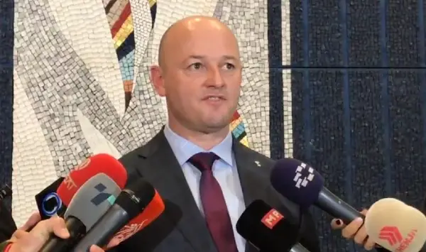 ВМРО-ДПМНЕ: Абази има концесии кон Заев, Ахмети и Филипче за напредокот во кариерата и сега дословно си одработува па стопира постапки против лица од СДС и ДУИ