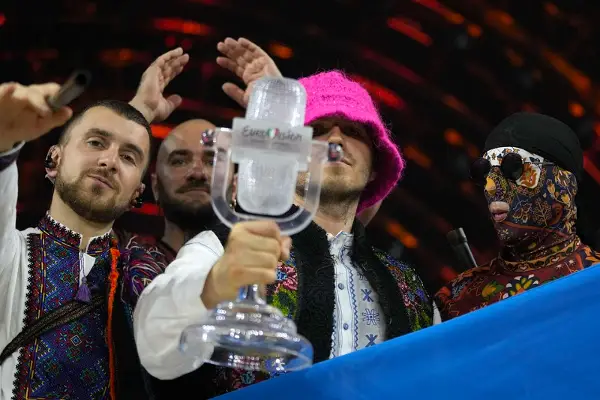 Дали гласањето на публиката ја претвори Евровизија во политичка платформа?