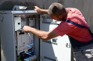 Голем број скопски населби утре ќе останат без струја