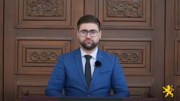 Манасиевски: Македонија не смее да потклекне поради криминалот на Филипче и Заев