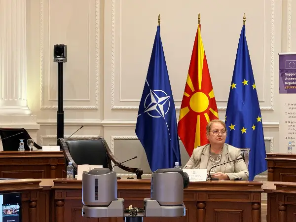 Јаневска: Интензивно се спроведуваат реформите во образованието и науката