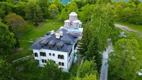 Достојно ќе биде одбележан споменот на Светите Кирил и Методиј во бигорскиот скит посветен на солунските браќа во село Битуше