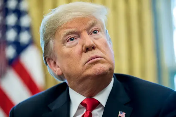 Трамп нема да присуствува на свадбата на својот син Доналд Помладиот поради државни обврски