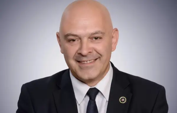 Рамуш Харадинај се повлече по 26 години, Ардијан Џини е нов претседател на Алијансата за иднината на Косово