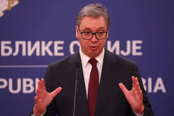 Вучиќ: Нема да го скратам мандатот, туку ќе поднесам оставка