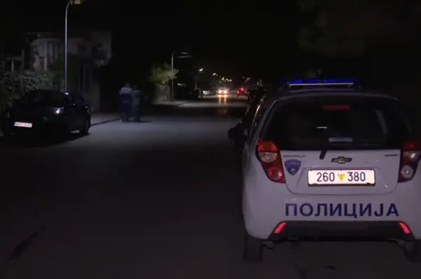 Со возило удриле во мотор на доставувач, па физички го нападнале