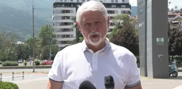 Јакимовски: Лукровски е на боледување, а бил виден во „Сити мол“