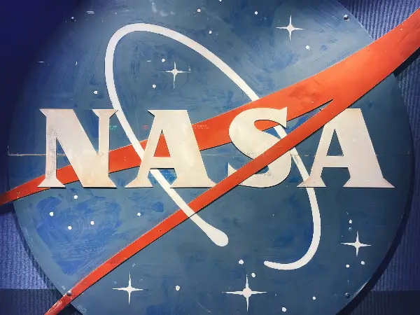 НАСА откри детали за базата на Месечината до 2032 година