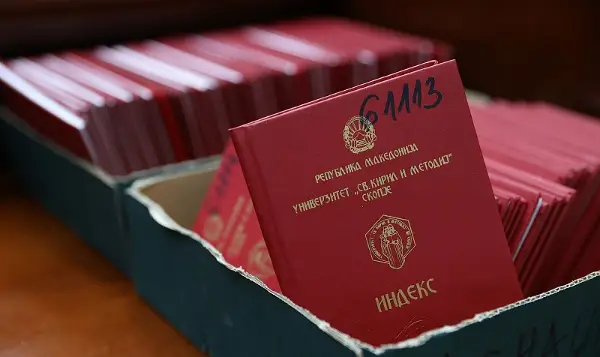 Лани дипломирале 7.612 студенти, дури 27,3 отсто во областите бизнис, администрација и право